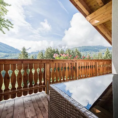Haubenthal Apartment Villabassa Exterior photo